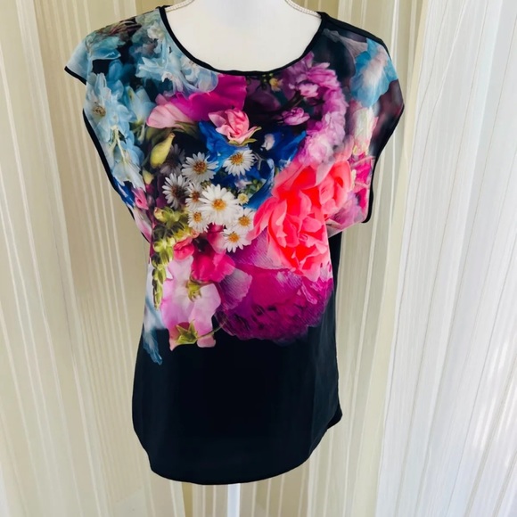 EUC gorgeous Ted Baker sleeveless blouse top - Picture 2 of 5